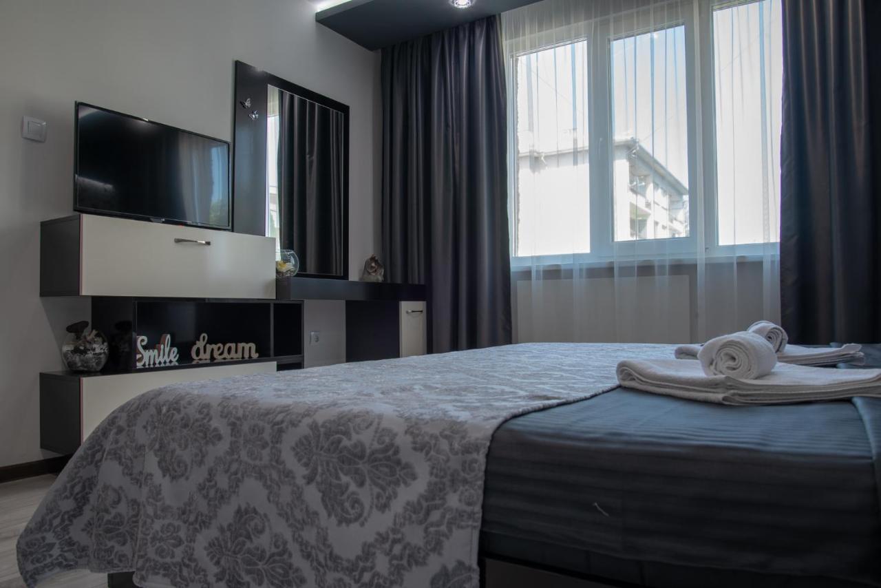 Apartment Central-Lux 1 Veliko Tarnovo Kültér fotó